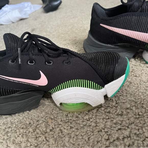 NIKE AIR ZOOM SuperRep 2 size 6 - Picture 4 of 9